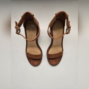 Nine West Brown Block Heel Sandals 7